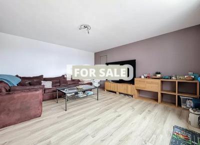 Detached House with Garden by the Coast