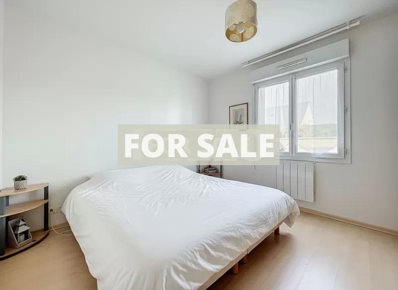 Contemporary Detached House by the Coast