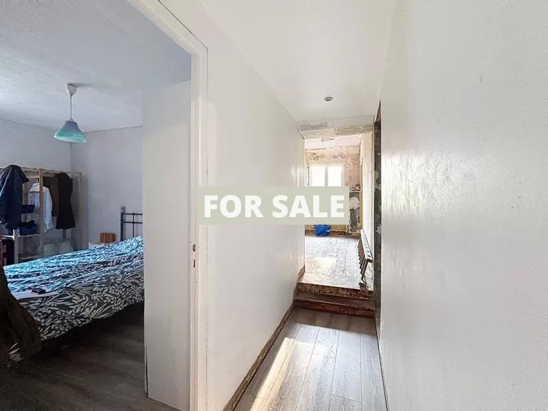 Town House in Good Order with Garden