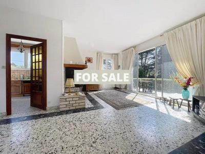 Contemporary Detached House by the Coast