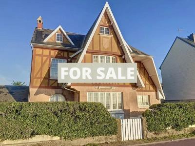 Detached Period Property on the Seafront
