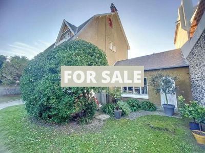 Detached Period Property on the Seafront