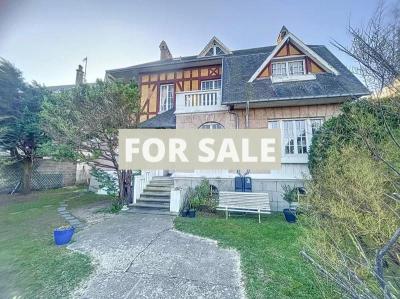 Detached Period Property on the Seafront