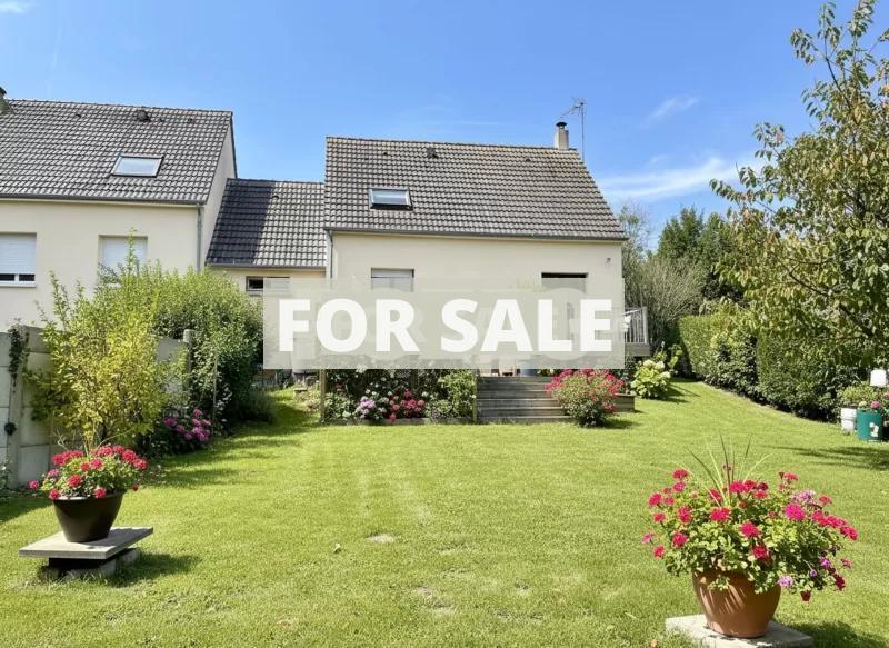 Lovely Modern House Close to the Coast