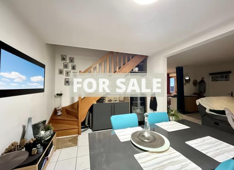 Lovely Modern House Close to the Coast