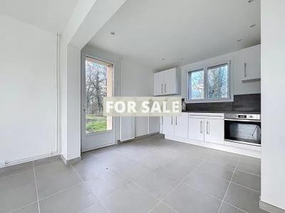 Detached House with Garden by the Coast