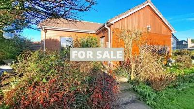 Detached House with Garden by the Coast