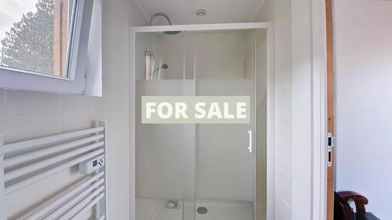 Detached House with Garden by the Coast