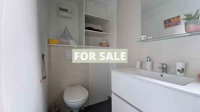 Detached House with Garden by the Coast