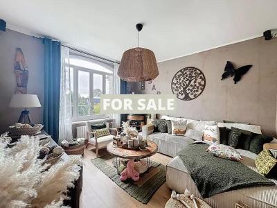 Lovely Detached House with Garden
