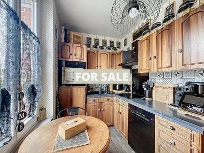 Lovely Detached House with Garden