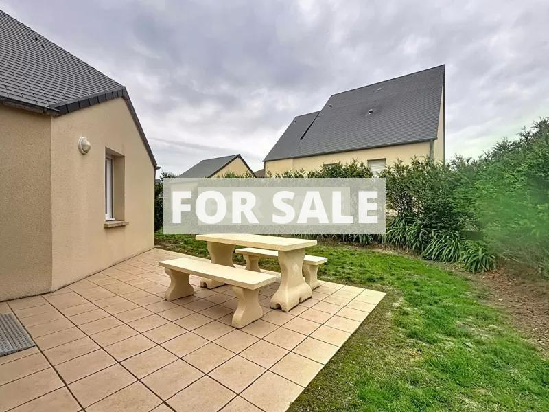 Modern Detached House by the Coast