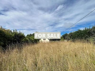 House with Garage and Garden by the Coast