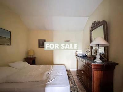 Manor House Style Property in Coastal Location