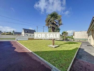 Modern Detached House by the Coast