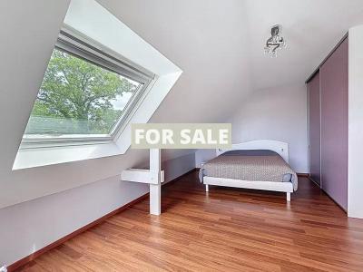 Detached House with Garden with Open Sea Views