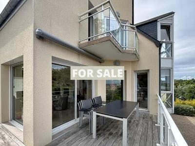 Detached House with Garden with Open Sea Views