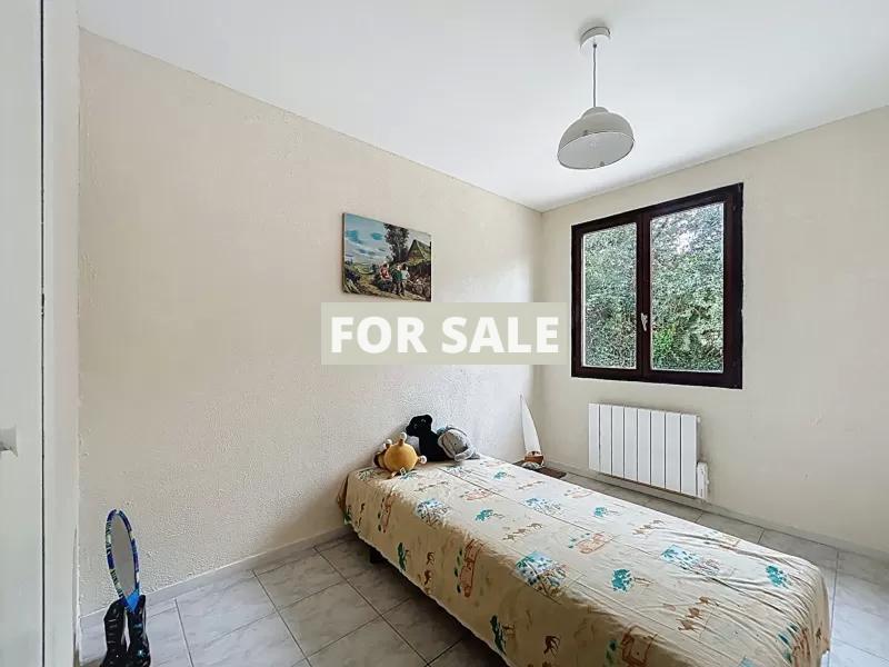 Detached House with Garden With Open Sea Views