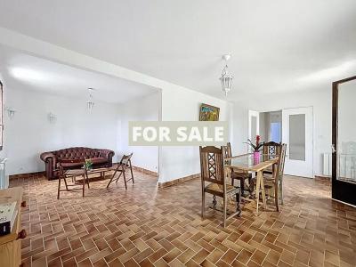 Detached House with Garden With Open Sea Views