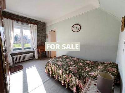 Detached House with Garden in Quiet Location