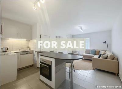 House in Sought-After Seaside Location