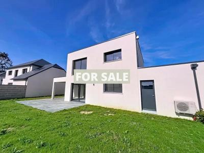 Contemporary Detached House by the Coast