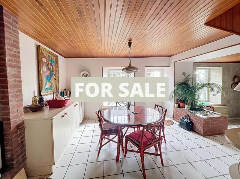 Large House with Swimming Pool and 1 Hectare Gardens