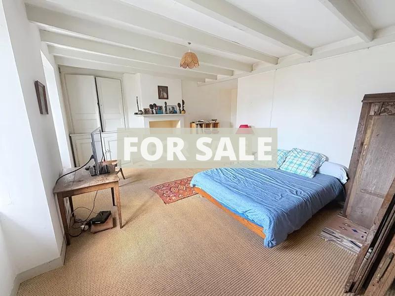 Detached Country House with Garden by the Coast