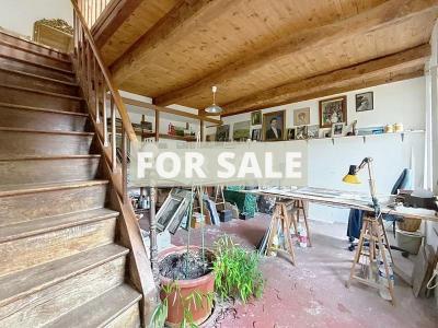 Detached Country House with Garden by the Coast