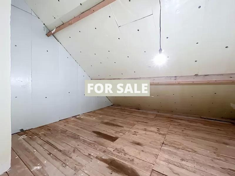 Detached House with Garden by the Coast