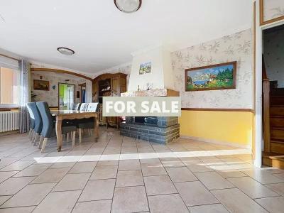 Detached House with Garden by the Coast