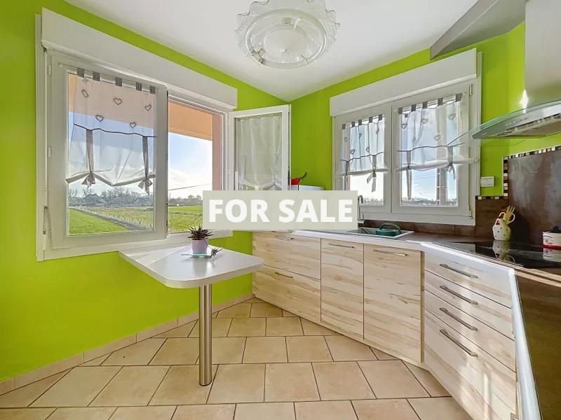 Detached House with Garden by the Coast