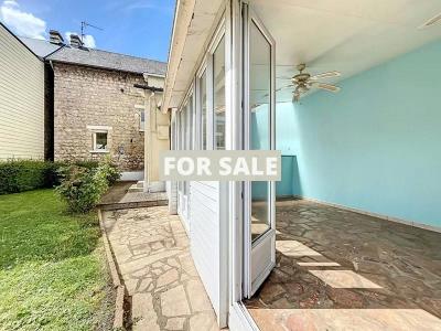 Town House with Neat Garden