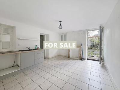 Stone Built Town House with Courtyard