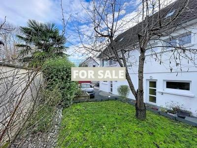 Detached House with Landscaped Garden