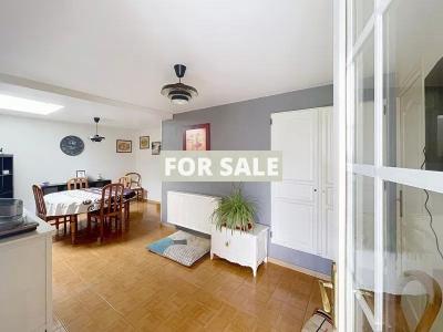 Detached House with Garden