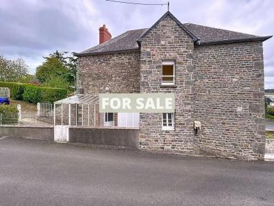 Detached House with Garden