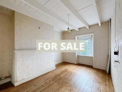 Detached Country House with Outbuilding