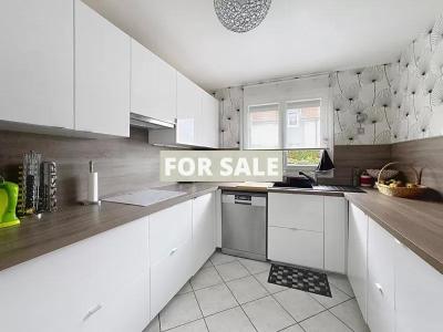 Traditional House with Garden