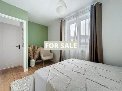 Contemporary House in Coastal Location