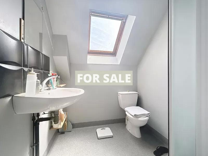 Town House in Coastal Port Town Location