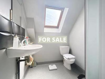 Town House in Coastal Port Town Location