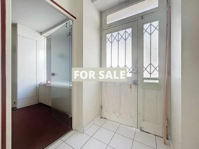 Town House in Coastal Port Town Location