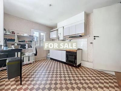 Town House in Coastal Port Town Location