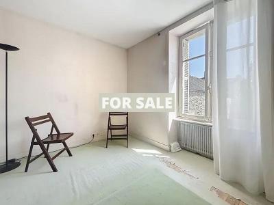 Town House in Coastal Port Town Location