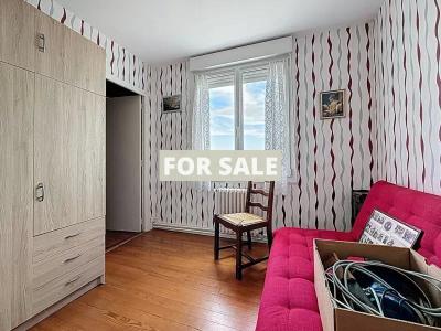 Traditional House with Garden