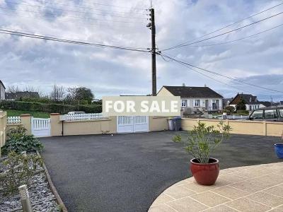 Traditional House with Garden