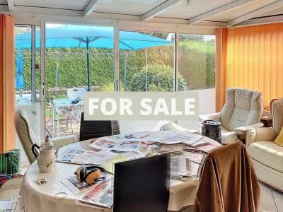 Detched House Close to Coast with Garden