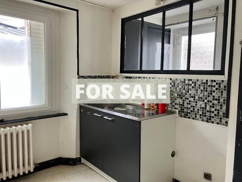 Town House with Neat Garden