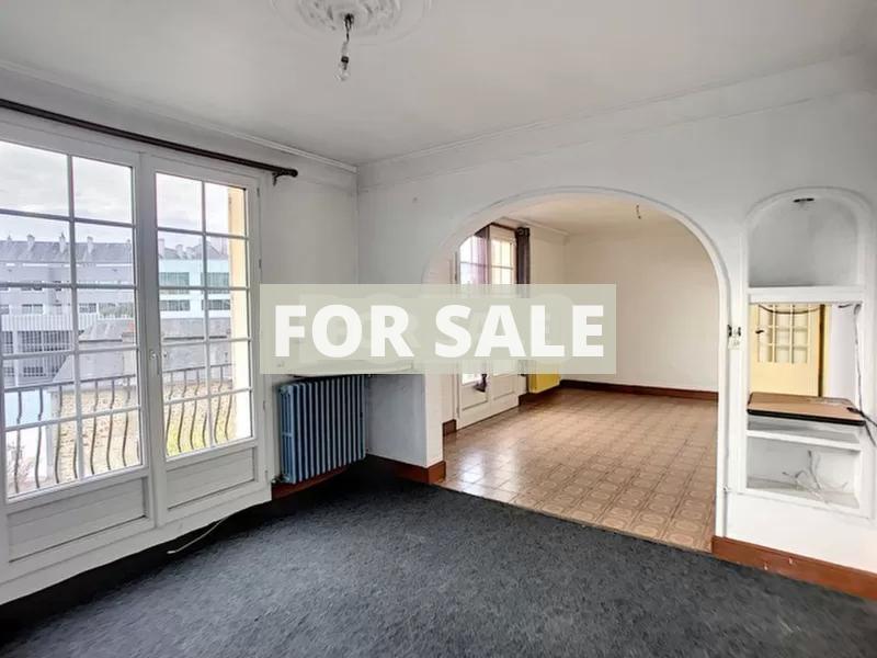 Detached House with Second House and Garden